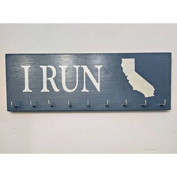 NWOT  I Run California Race Metal Display Holder - Picture 1 of 4